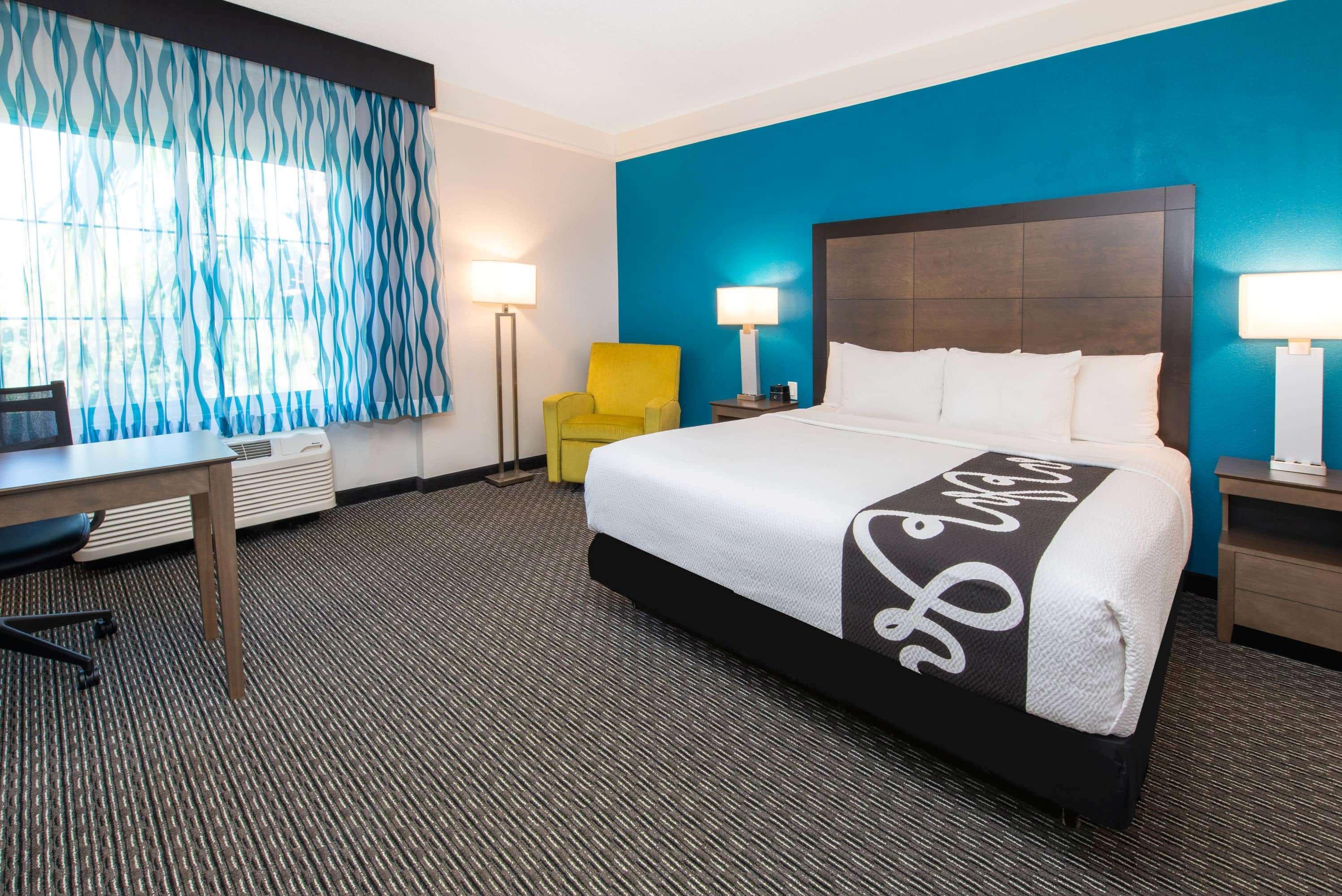 La Quinta By Wyndham Tampa Brandon Regency Park Hotell Exteriör bild