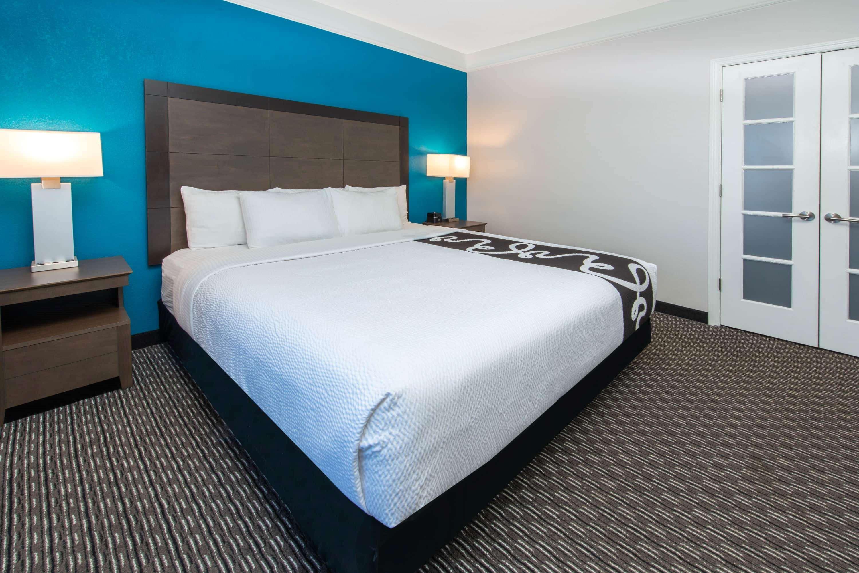 La Quinta By Wyndham Tampa Brandon Regency Park Hotell Exteriör bild