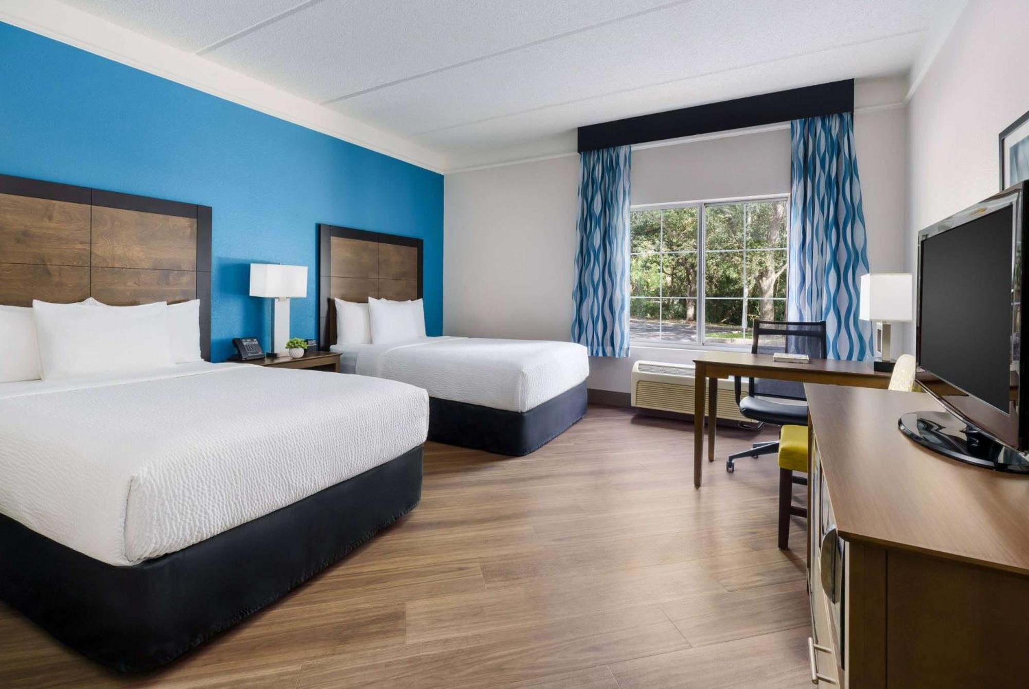 La Quinta By Wyndham Tampa Brandon Regency Park Hotell Exteriör bild